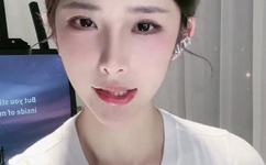 美女赤裸露私密部位图片